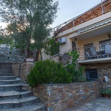Apartament Savvas House *